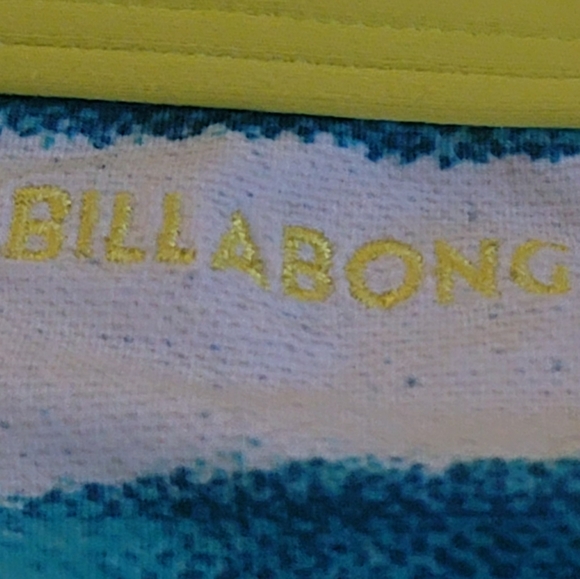 BILLABONG Women's Maldive Stripe Halter High Neck Bikini - Picture 4 of 7